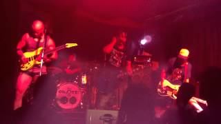 Ten Foot Pole &quot;Hammering out the Details&quot; live @ Skate &amp; Fight Estraperlo Club del Ritme (720p)
