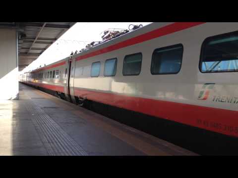 etr 485 freccia argento in partenza da Roma Termini