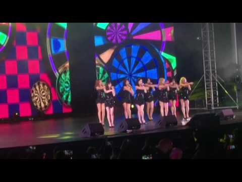 SNSD [Goingtogether In VietNam]HOOT [Fancam]