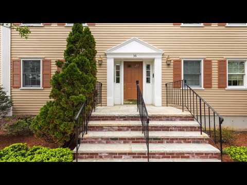 36 America Way, Unit 2, Salem MA -  Laurie Cappuccio -  Tel 978 766 7163