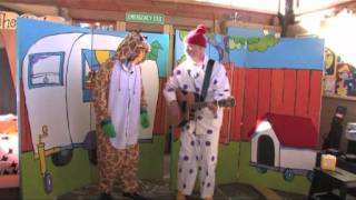 White Pyjamas feat. funky giraffe (with feet)