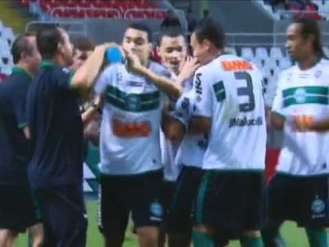 Fluminense 3 x 1 Coritiba - Gol Marcos Aurélio Brasileirão 2011