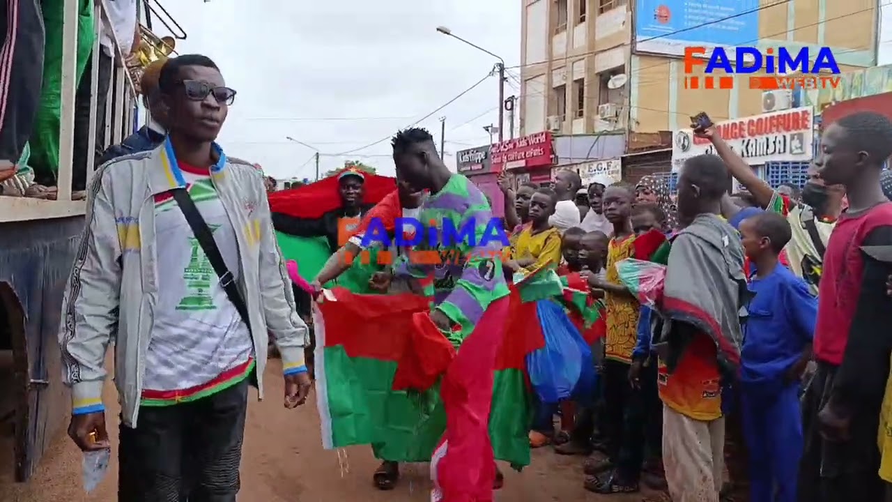 Ouverture du stade : AMBIANCE AUTOUR DU STADE DU 04 AOÛT