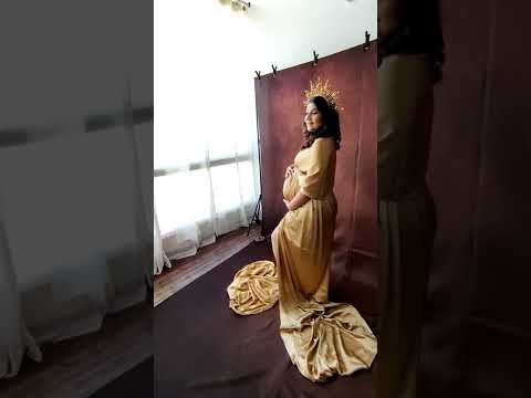Fine art Maternity Photoshoot | Fabric wrapping ideas | Fabric tossing at Vaishali Harip photography
