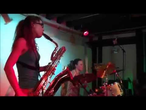 DEAL'M - LE PITCHTIME - Video by Yatra