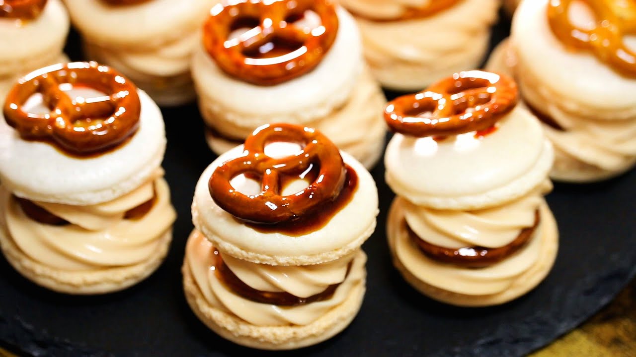 プレッツェルマカロン（塩キャラメルマカロン）の作り方 Salt Caramel Macarons｜パンダワンタン