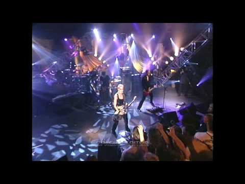 Joan Jett - I Hate Myself For Loving You [ HQ Live ]