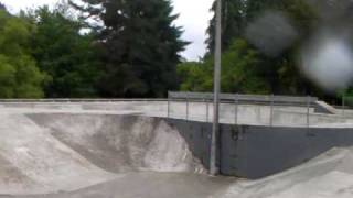 preview picture of video 'REEFTON SKATEPARK OVERVIEW - NEW ZEALAND'