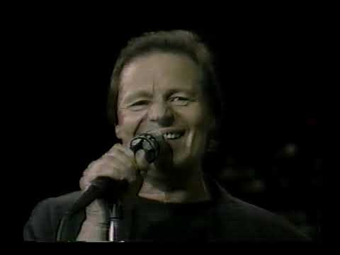 Delbert McClinton Live set 1