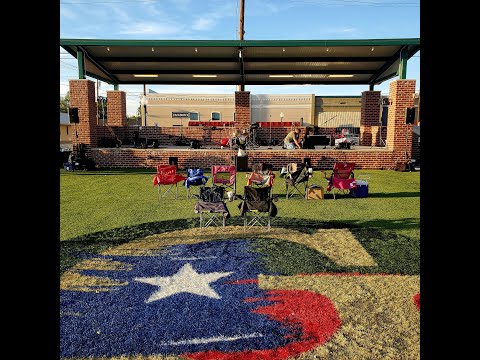 Mackie SRM212 V-Class Outdoor Demo 1