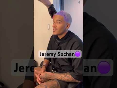 NBA correspondent Jeremy Sochan gets ready and dyes his hair ahead of the #NBADraft! #Shorts