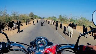 preview picture of video 'One Of The Most Famous Hindu Temple In Middle Of Thar Desert Jaisalmer Rajasthan | Motovlog'