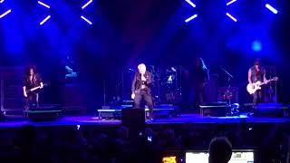 Billy Idol - Pumping on Steel (LIVE)