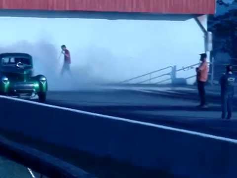 Willys Burn Out MOV03595