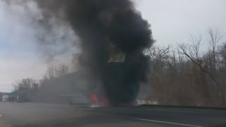 preview picture of video 'Truck fire i-94 22mm Stevensville 12:45pm'