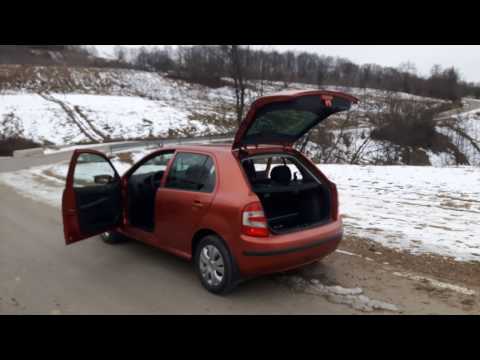 Subwoofer Alpine SWT-12S4 (juodos spalvos) video