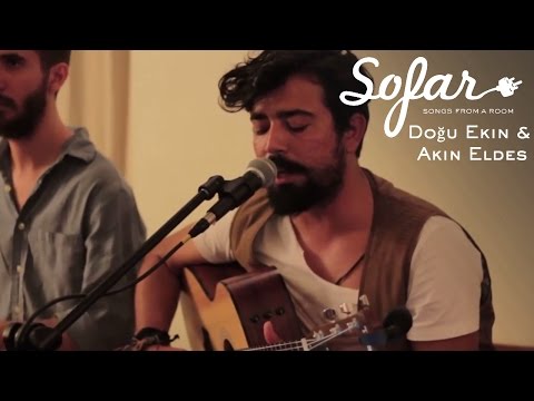 Doğu Ekin & Akın Eldes - Siyah | Sofar Istanbul