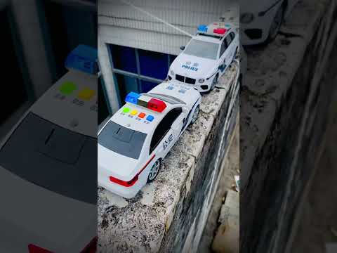 Light and sound police car versus police car toys