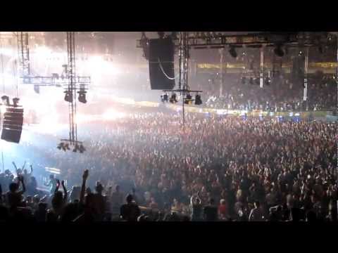 MAYDAY 2011 - TwenTy young - PvD [paul van dyk] aT arena - lasT Track