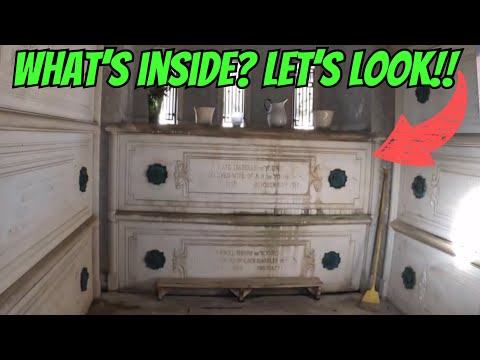 WHAT’S INSIDE THESE MAUSOLEUMS?  LET’S LOOK!! - Mausoleum Tour.