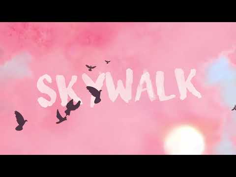 Trouf, Nina - Skywalk (Official Visualizer)