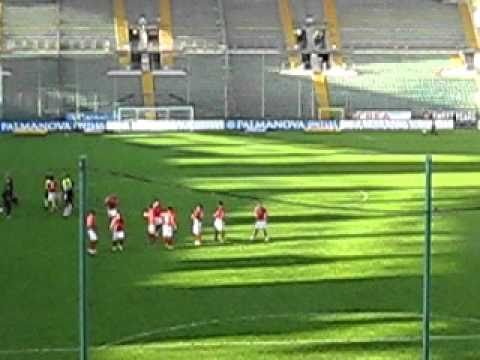 Festeggiamenti al termine di Triestina - Crotone 3-0