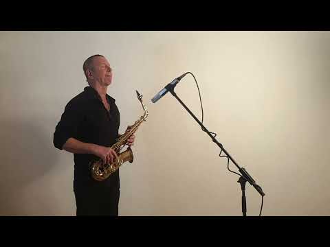 SUN GOES DOWN - VICTOR LOU feat. KILLUA (alto sax rmx/cover by "Saxello")