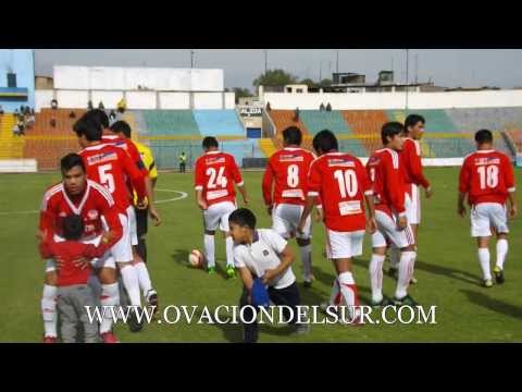 Momentos del partido Internacional (AQP) vs San Simón (MOQ) -Parte 1- Copa Perú 2013-19/10/2013