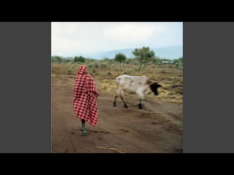 Ukiangalia (feat. Nazizi)