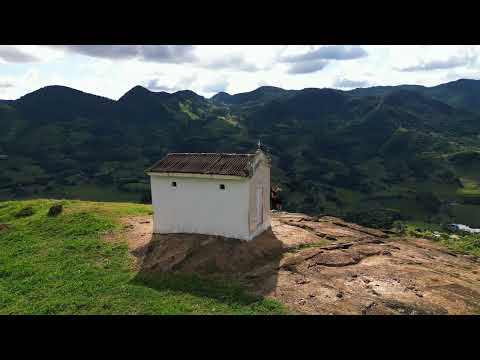 Images like these can only be provided by a drone, amazing!!!! Gonçalves MG #dronemassa