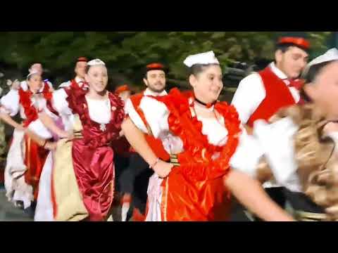 TRADITIONAL FOLK DANCE, VILLA LATINA, ITALIA 