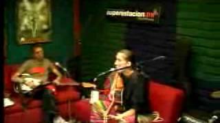 Ataque de Risa  aterciopelados superestacion.fm