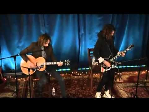 Justin And Dan Hawkins - I Believe In A Thing Called Love - Acoustic