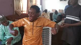 Download lagu Zikiri Fousseni Konta tu es fort koumayé. De Badia ye De Badia.. mp3 Download lagu Zikiri Fousseni Konta tu es fort koumayé. De Badia ye De Badia.. mp3