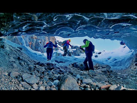 Попасть в сердце ледника - водопад Алибек и Алибекский ледник