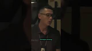 Download lagu Andhika & Surya end up flirting with Cinta Laura 😂| LAPOR PAK #shorts #laporpak mp3 Download lagu Andhika & Surya end up flirting with Cinta Laura 😂| LAPOR PAK #shorts #laporpak mp3