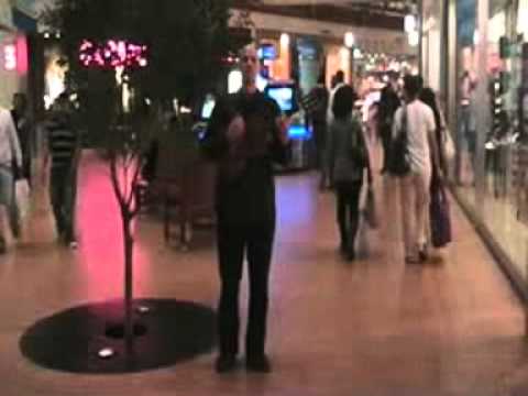 Christer Borg: Vent ikkje, du kan legg på - live på Mall of America 2009