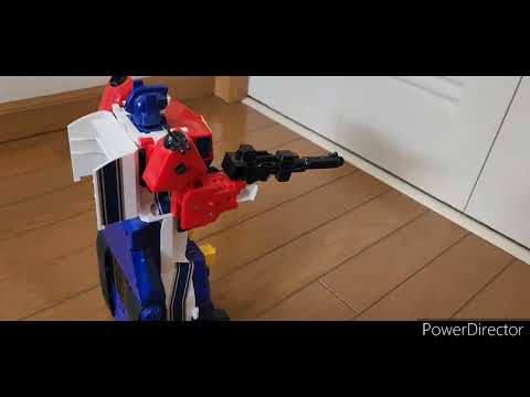 トランスフォーマー　スターコンボイ動作確認がてらに遊ぶ
