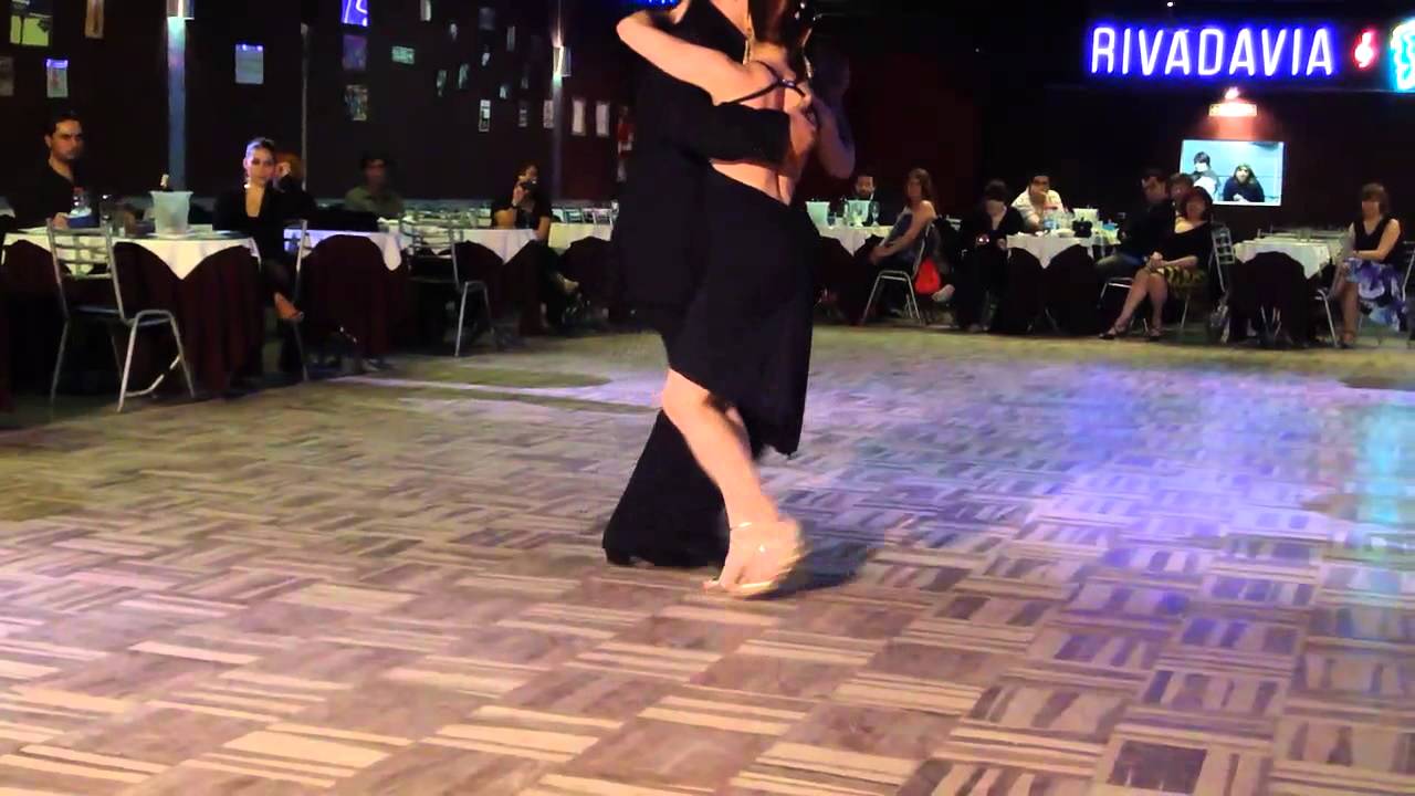 AGOSTO 2012 - Paola Tacchetti y José Luis Ferraro - 3/4 - RIVADAVIA CLUB