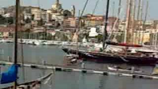 preview picture of video 'Arrivo di Velieri a Porto Maurizio Imperia'