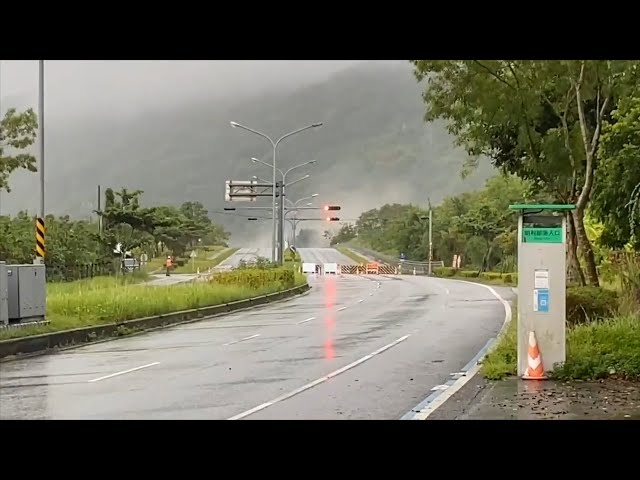 Overflow of landslide dam destroys Mataian Bridge in Hualien