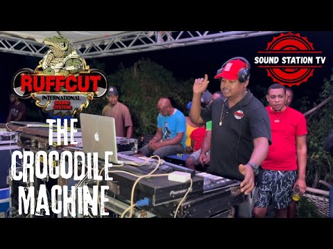 RUFF CUT SOUND AND D9 INTERNATIONAL SOUND| TUNE UP & EARLY WARM DUB PLATE JUGGLING. 