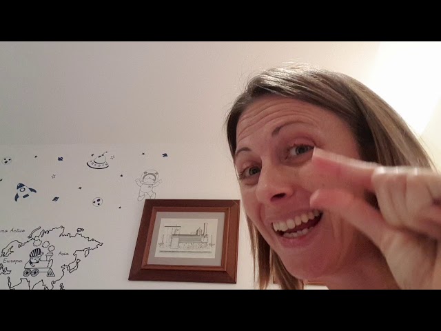 Vídeo relacionado con Evolución (Futuros Genios 3): La ciencia explicada a los más pequeños (Pequeños curiosos)