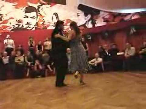  Jennifer Bratt  and  Ney Melo  are  dancing  to  the  vals  "  Desde el Alma  "