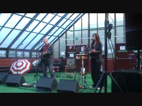 Neil Sturgeon - Break Me - Glasgow South Side Festival 2011.wmv