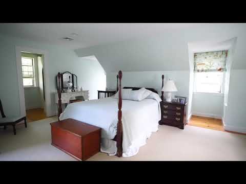 24 Hood Rd, Scituate