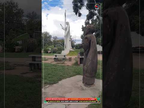 !A quien protegen estas Esculturas?/se encuentran a 32 km de Salta, mucho Turismo, Nadie se Detiene?