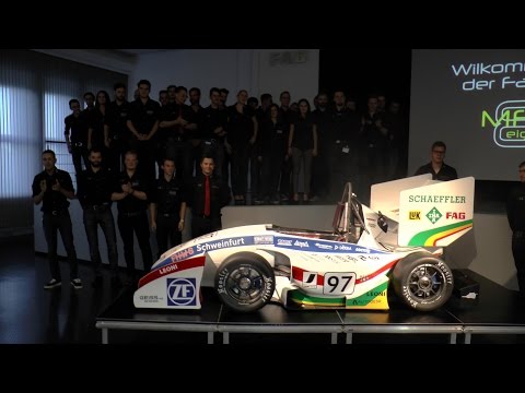 Rollout - Mainfranken - Racing stellt den 8. Rennwagen vor.