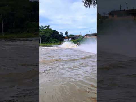 “As Águas Tomaram Conta: Rio Mãe do Rio Transbordou”#rio #alagamento #enchente #inverno #chuva