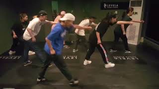 Shaggy, Pee wee - Dance and shout / GeunZi Locking Choreography
